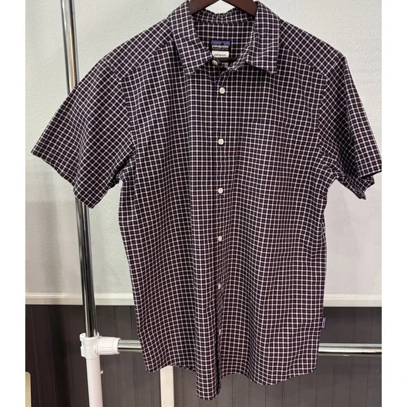 Patagonia Men's Medium Button Up Plaid Shirt Red Organic Cotton Gorpcore EUC - Picture 2 of 9